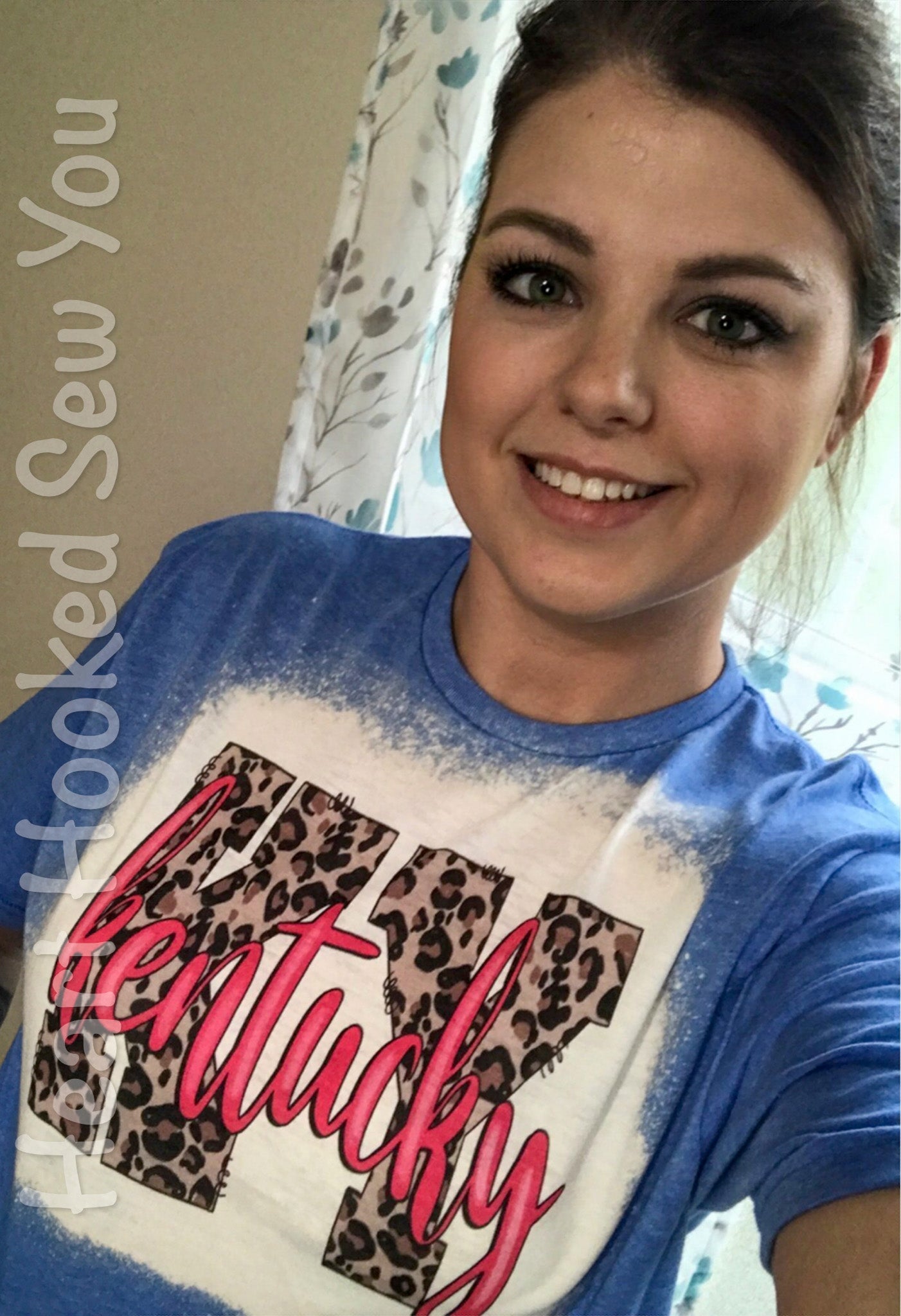 Pink Kentucky leopard bleached blue tee