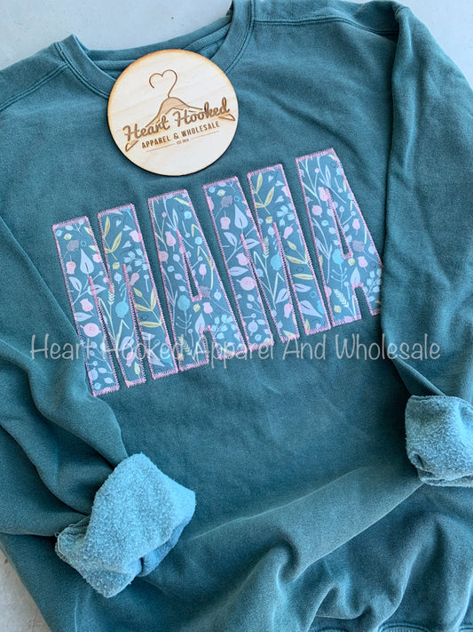 Mama Appliqué Embroidered ( Comfort Colors Sweatshirt )
