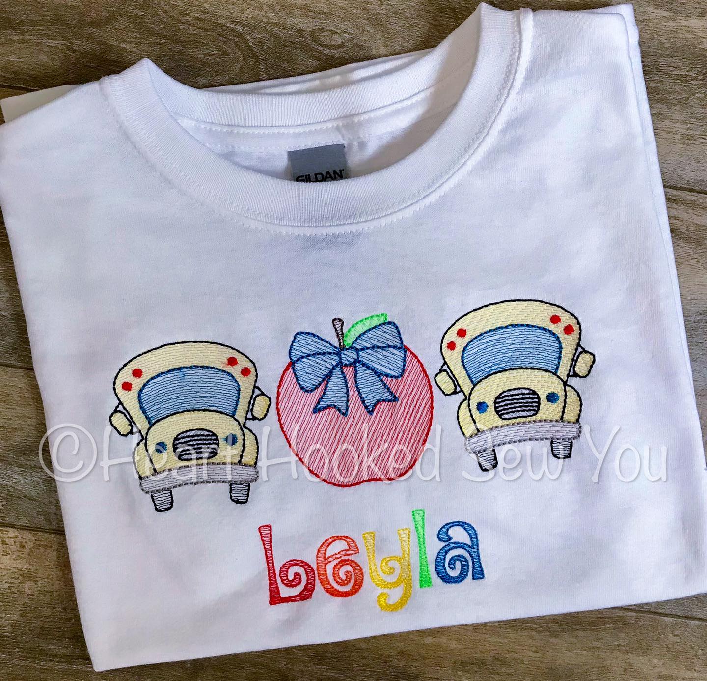 Bus Apple Trio